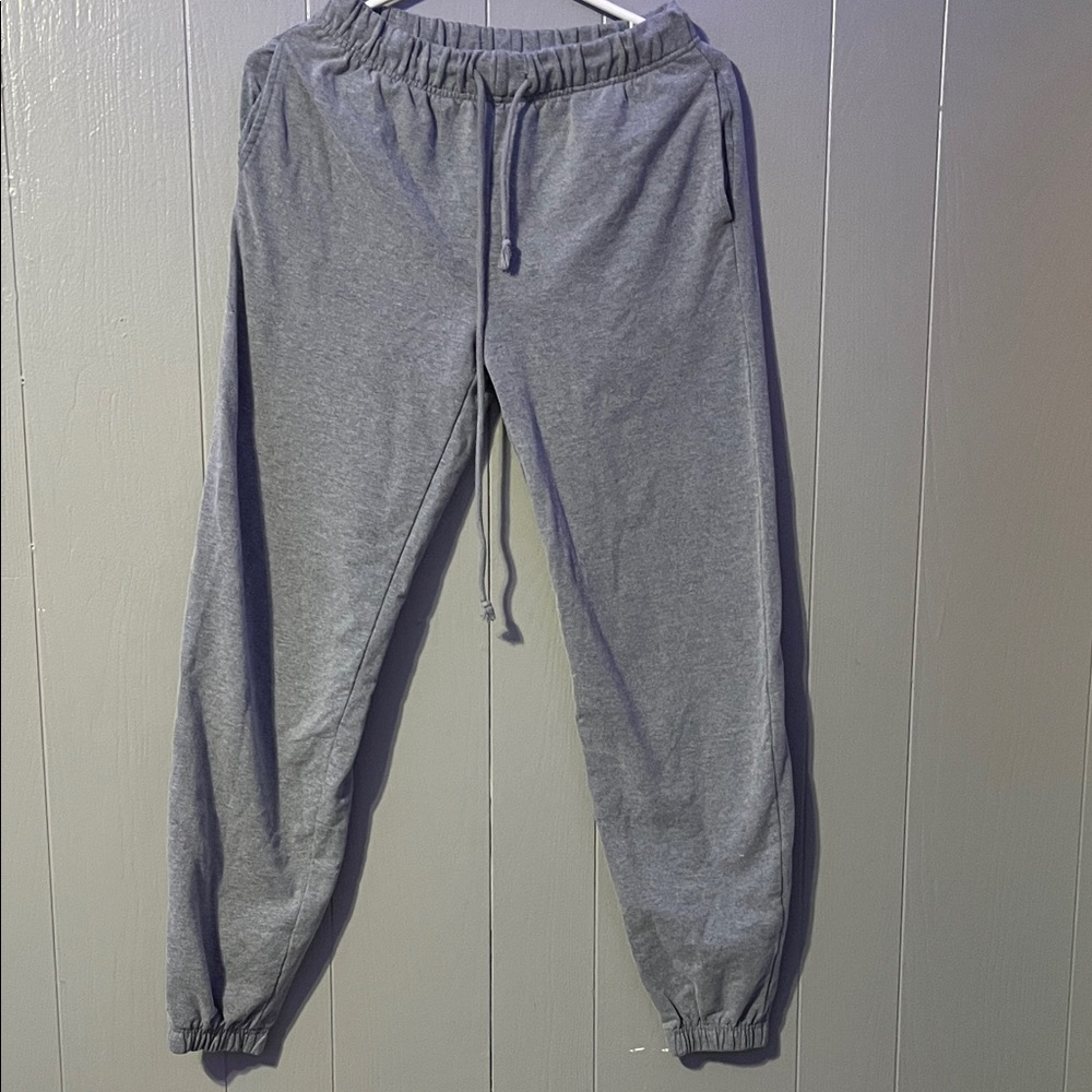 Aeropostale women’s Heather Gray Joggers